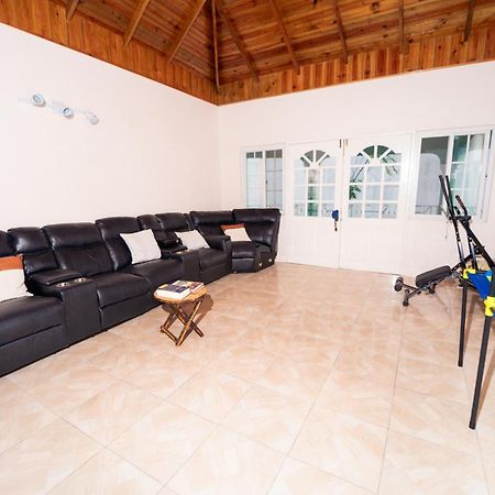 Apartamento Belle Air Seaview Runaway Bay Exterior foto